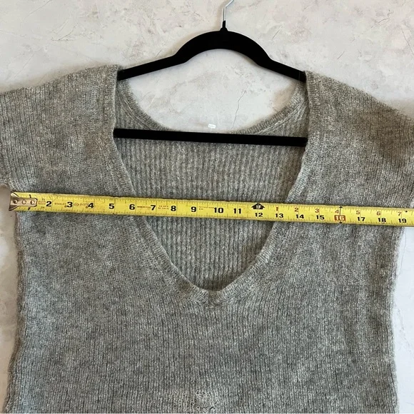 Sezane Gray Sweater - Picture 12 of 14